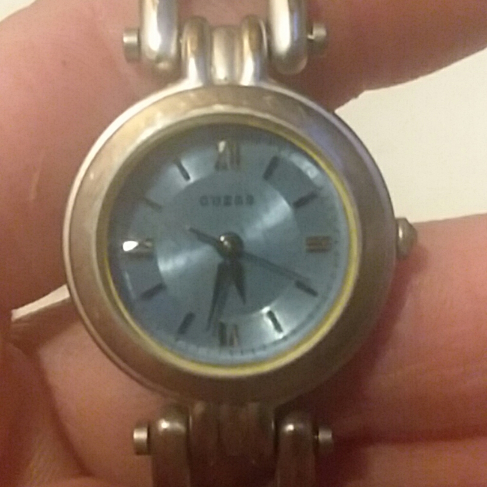 Women's guess watch